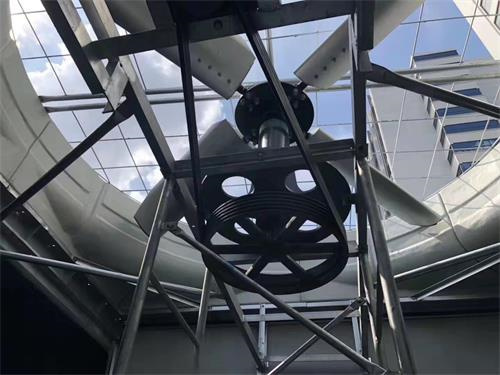 圆形逆流式冷却塔的结构特征(山西圆形逆流式玻璃钢冷却塔)