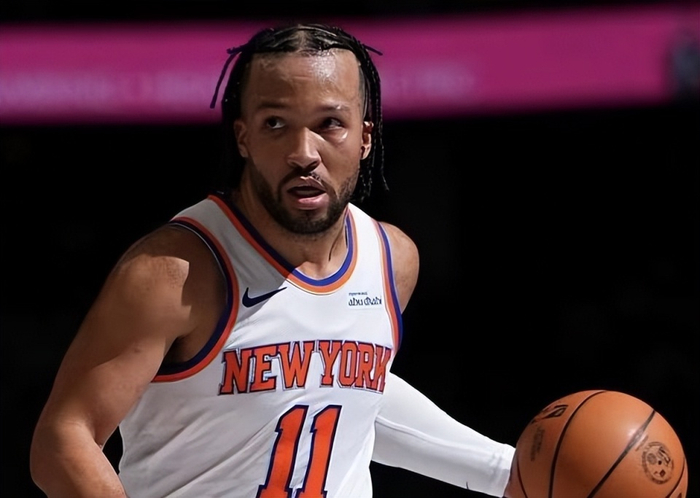 勇士伤病潮下仍显韧性，尼克斯逆转取胜