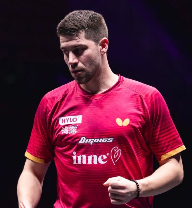 王楚钦速胜弗朗西斯卡 18分钟横扫晋级重庆冠军