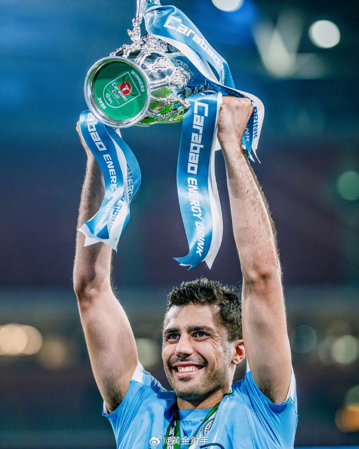 罗德里伤愈回归西班牙国家队名单引关注