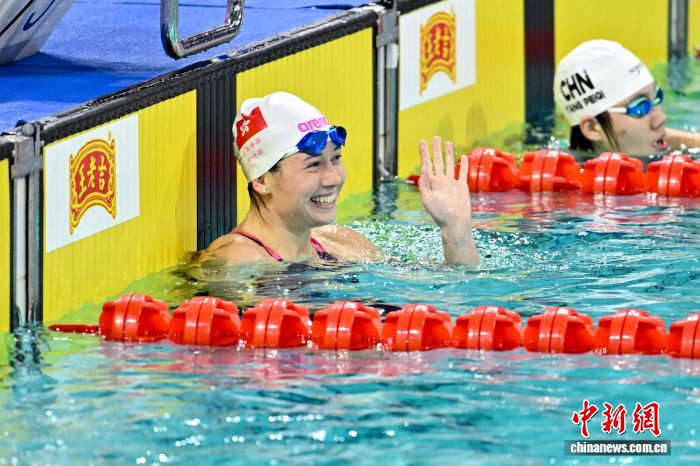 香港“飞鱼”何诗蓓全运会摘金 创港队游泳历史